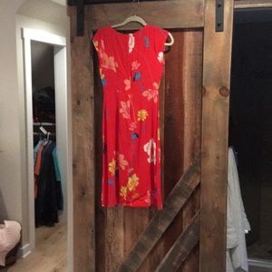 Loft dress stunning red with cute side slit